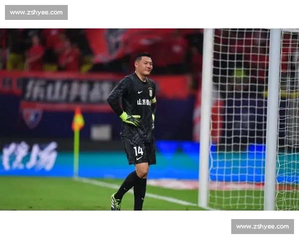 王大雷:破三年不胜咒!九哥带队泰山 3-1 逆袭海港 王大雷:破三年不胜咒!九哥带队泰山 3-1 逆袭海港