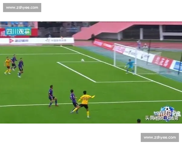 川超名场面！南充队李毅蝎子摆尾轰首球